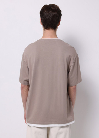 Бежевая футболка Colin's