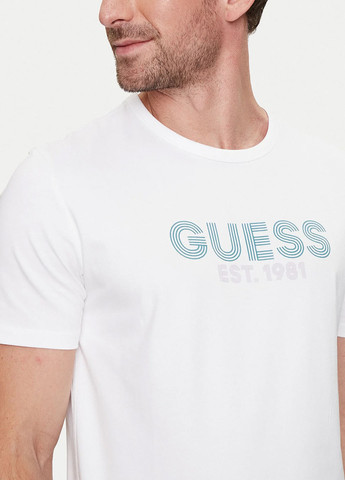 Белая футболка Guess