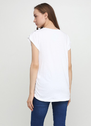 Белая летняя футболка BlackRose