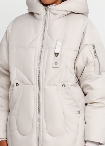 Бежева зимня куртка Monte Cervino
