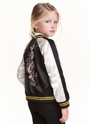 Черная демисезонная куртка H&M