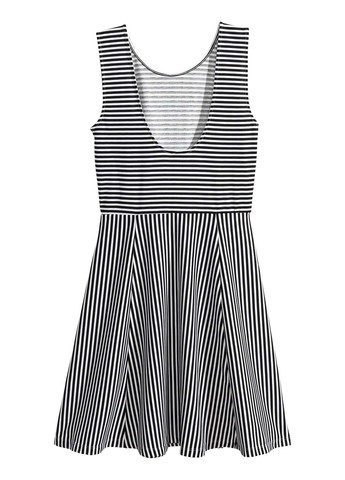 Чорно-білий кежуал сукня кльош, з відкритою спиною H&M в смужку