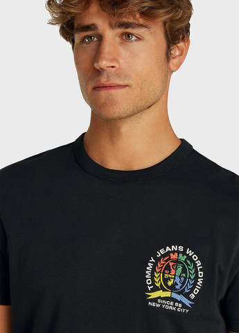 Чорна футболка Tommy Jeans