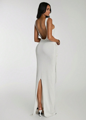 Белое вечернее платье силуэтная, платье-майка, с открытой спиной SHEIN однотонное