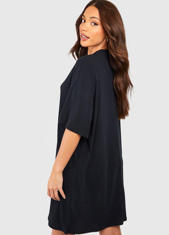 Черное кэжуал платье платье-футболка Boohoo однотонное