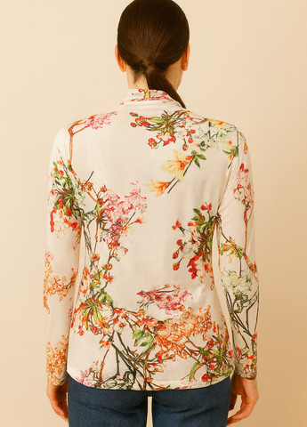 Молочна блуза на запах Sassofono