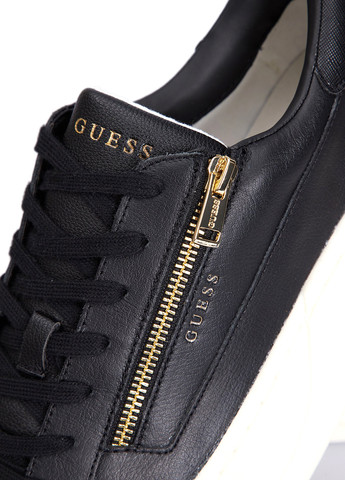 Черные кеды Guess