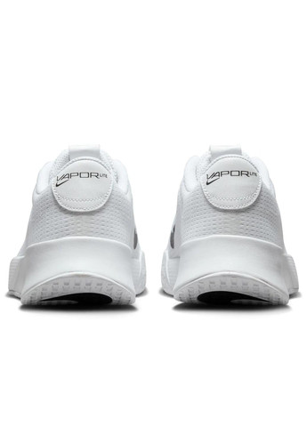Белые демисезонные кроссовки dv2018-100 Nike VAPOR LITE 2 HC