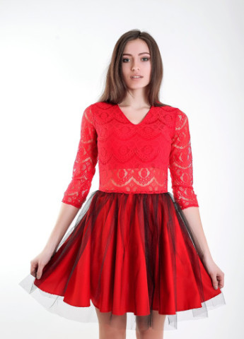 Красное кэжуал женское платье bella красный Podium однотонное