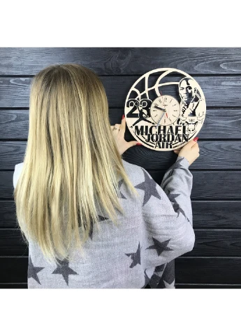 Годинник з натурального дерева настінний «Майкл Джордан» 7Arts (253567525)