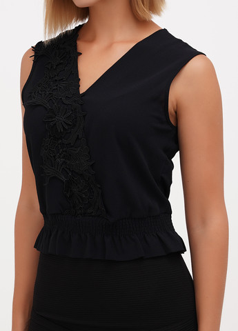 Чёрная блуза с баской Sassofono Club