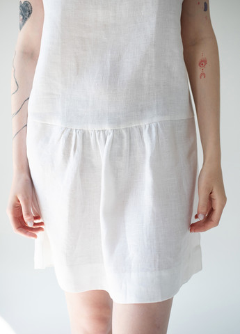 Белое кэжуал платье а-силуэт Silence однотонное