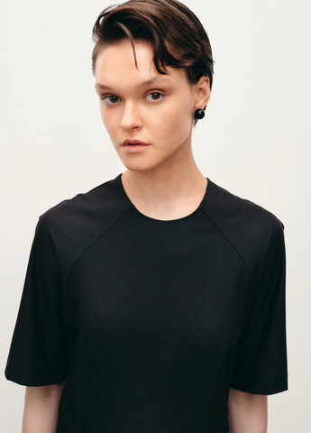 Черное кэжуал платье футляр JUL однотонное