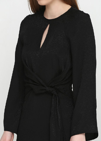 Чорна ділова сукня на запах H&M з тваринним принтом