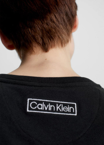 Черный свитшот Calvin Klein однотонный вышивка (328105201)