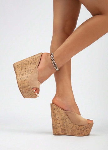 Бежевые босоножки SHEIN