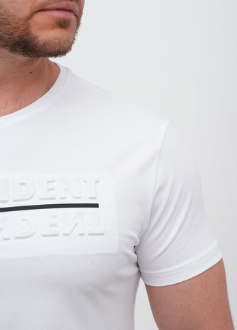 Белая футболка Trend Collection