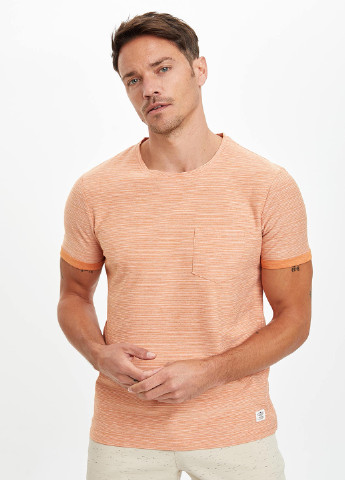 Персиковая летняя футболка DeFacto