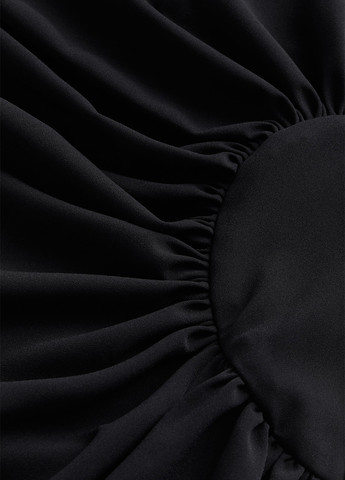 Черное вечернее, кэжуал платье H&M однотонное