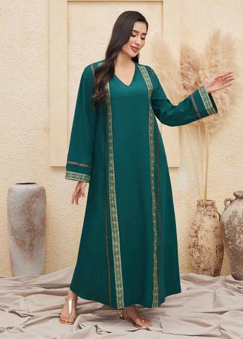 Темно-зеленое кэжуал платье а-силуэт SHEIN с цветочным принтом