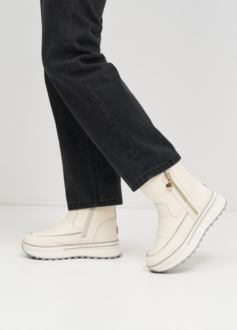 Зимние ботинки Lola Andy с аппликацией, с мехом, с белой подошвой, волнистая подошва