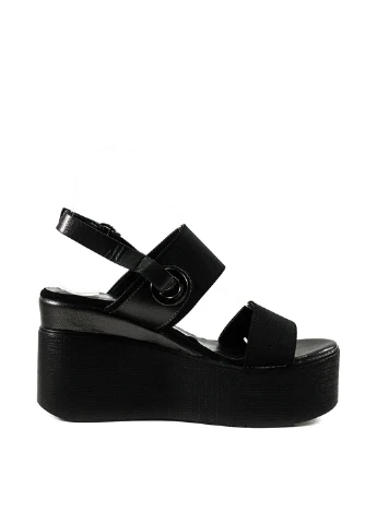 Черные босоножки Loris Bottega с ремешком