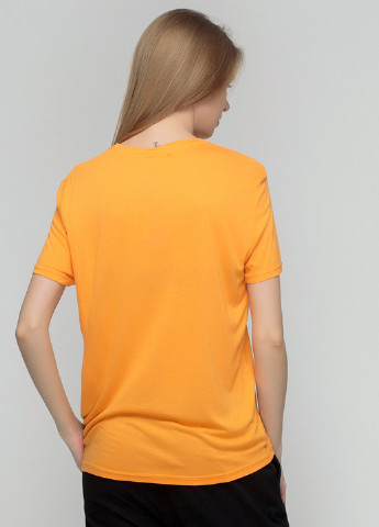 Оранжевая летняя футболка F'91