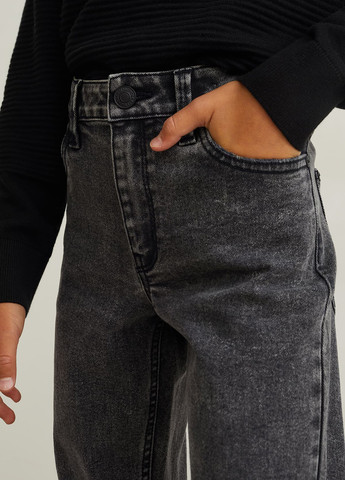 Черные демисезонные прямые джинсы C&A