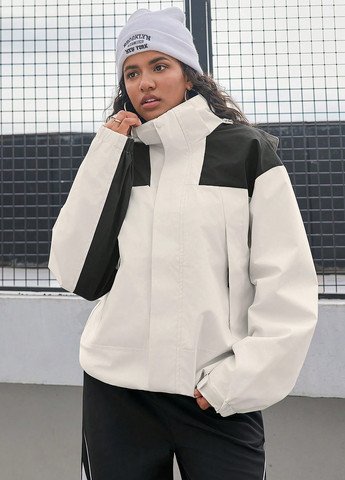 Черно-белая демисезонная куртка SHEIN