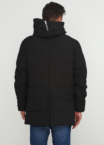 Черная зимняя куртка ZPJV