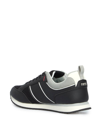 Черные всесезонные кроссовки Pepe Jeans