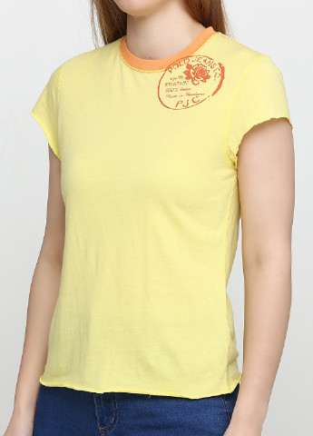 Желтая летняя футболка Polo Jeans