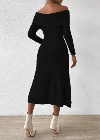Чорна кежуал сукня з відкритими плечима SHEIN однотонна