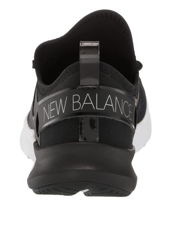 Чорні всесезонні кросівки New Balance