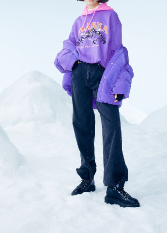 Свитшот H&M - крой надпись фиолетовый кэжуал - (255872007)