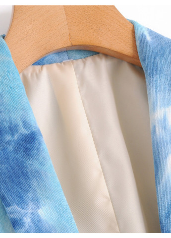 Синий женский блейзер женский в стиле tie dye sky Berni Fashion с абстрактным узором - демисезонный