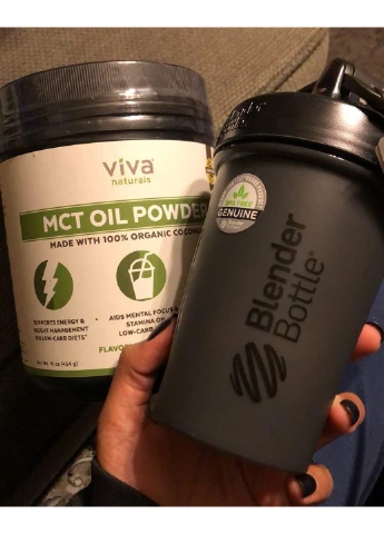 Спортивний шейкер 590 мл Blender Bottle (253490500)