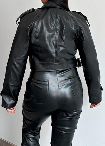 Чорна демісезонна куртка SHEIN