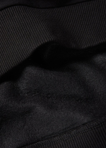 Черный свитшот C&A новогодний без декора (353087010)