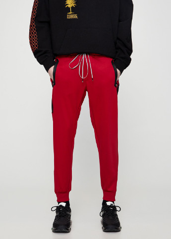 Красные кэжуал демисезонные зауженные брюки Pull & Bear