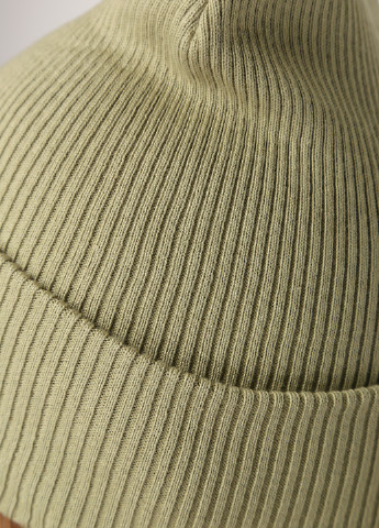Качественная хлопковая осенняя женская шапка без подкладки 370045 Merlini Тандем бини однотонная оливковая кэжуал хлопок