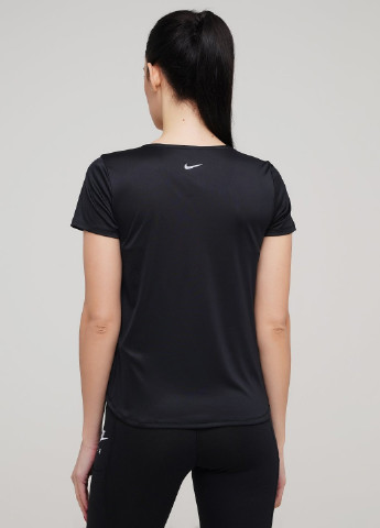 Черная летняя футболка Nike Nk Swoosh Run Top Ss