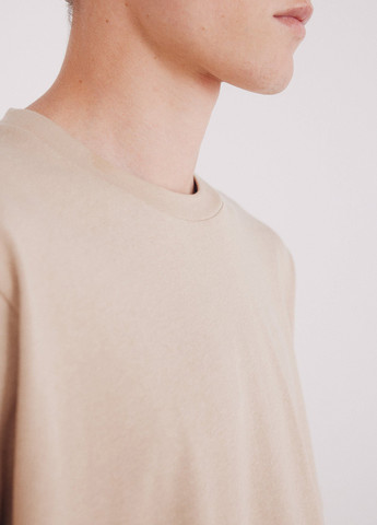 Бежевая футболка Springfield