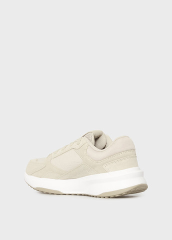 Бежевые демисезонные кроссовки Under Armour