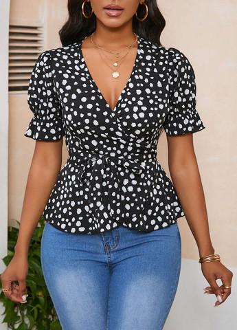 Чёрная блуза на запах SHEIN