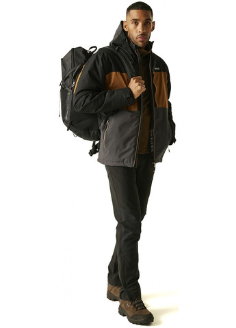 Коричнева демісезонна куртка Regatta