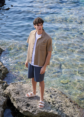 Песочная кэжуал рубашка однотонная Springfield