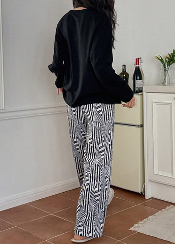 Чорна всесезон піжама (лонгслів, штани) лонгслів + брюки SHEIN