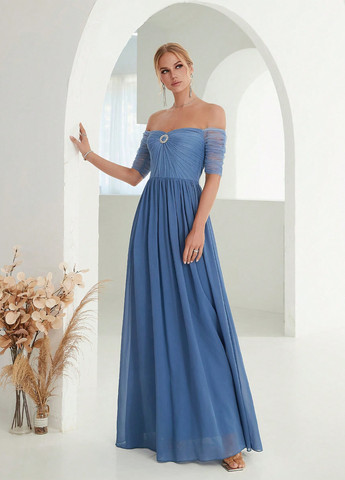 Светло-синее вечернее платье с открытыми плечами SHEIN однотонное