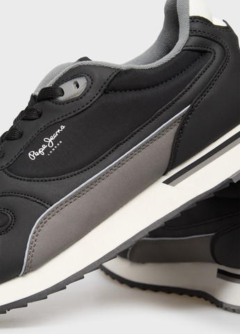 Чорні всесезон кросівки Pepe Jeans